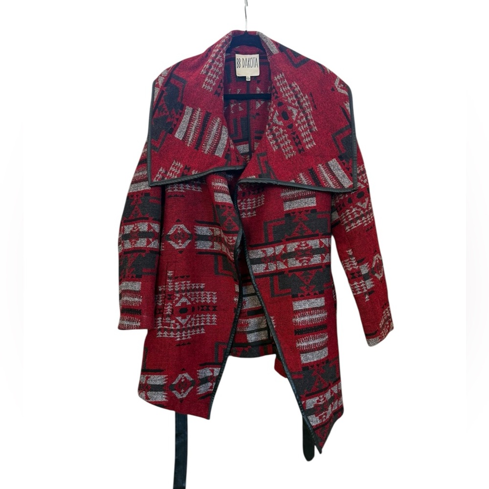 BB Dakota Wrap Belted Jacket, L - Picture 4 of 8